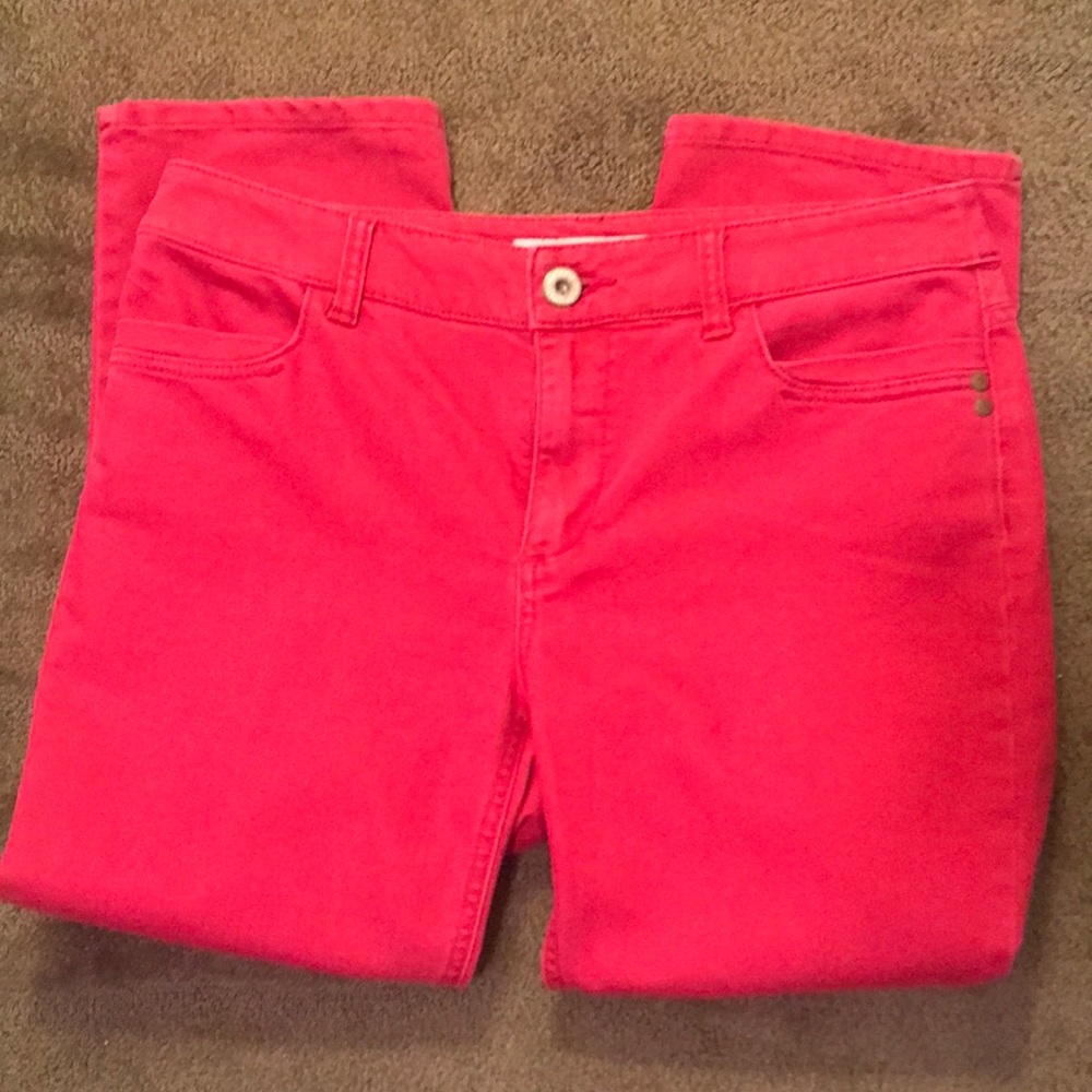 Size 1 in Chico’s Platinum Hot Pink Magenta pants